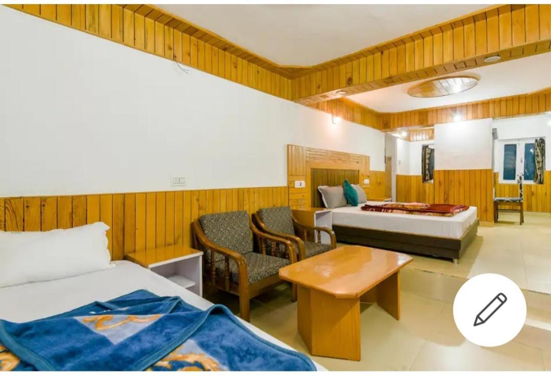 Tirthan Crest Homestay Banjār Exteriör bild
